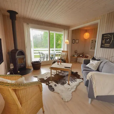 Three-bedroom Holiday In *