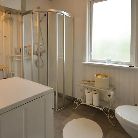 Three-bedroom Holiday In Casa vacanze *