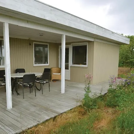 Three-bedroom Holiday In Thyholm