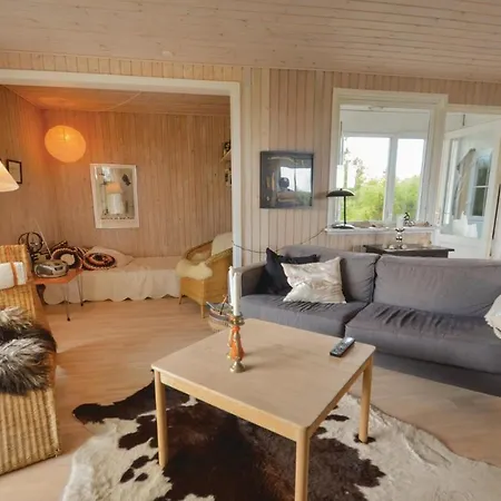 Casa vacanze Three-bedroom Holiday In Thyholm